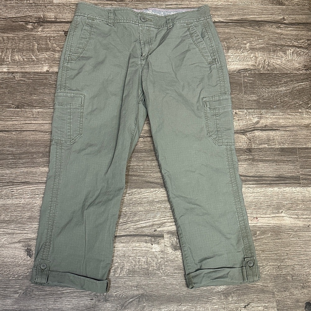 Eddie Bauer Olive Cargo Pants for Men - Picture 1 of 7